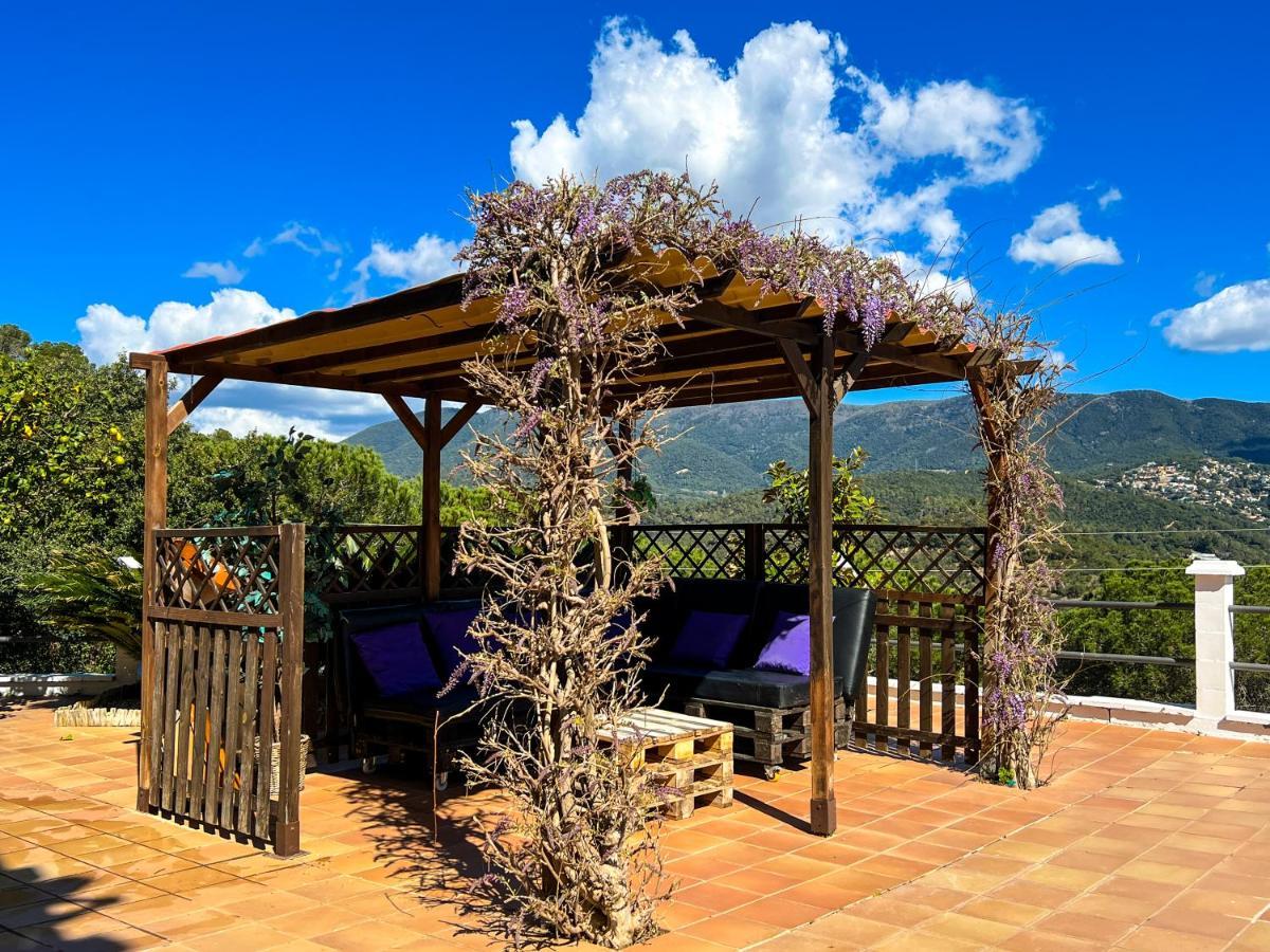 Villa Vivalidays Casa Ricardo à Sant Cebrià de Vallalta Extérieur photo