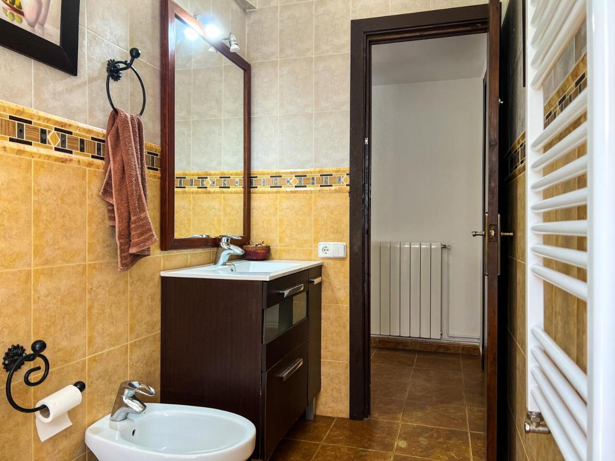 Villa Vivalidays Casa Ricardo à Sant Cebrià de Vallalta Extérieur photo